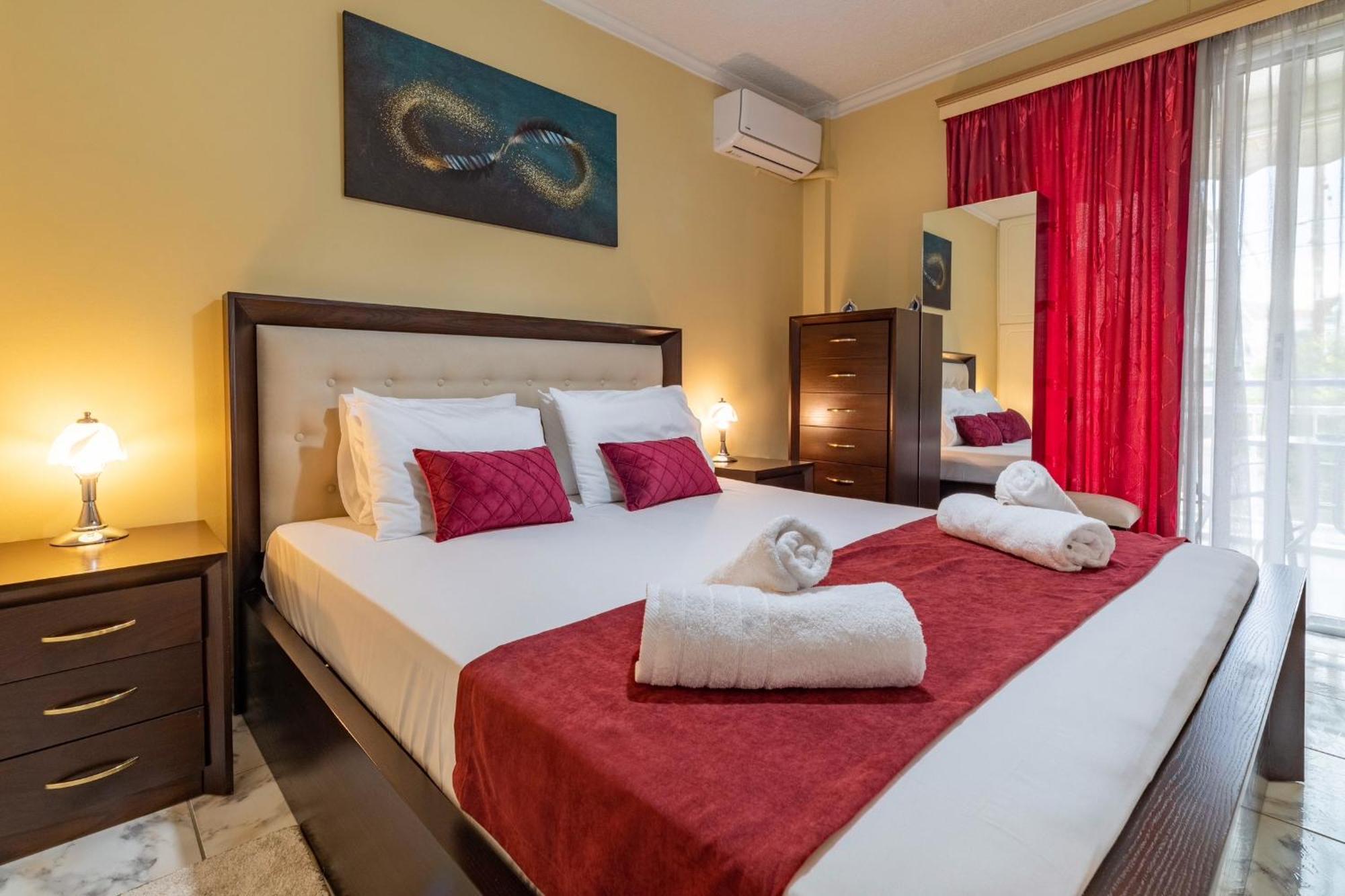 Johnny'S Three Bedroom Apartment Nafplio Exterior photo